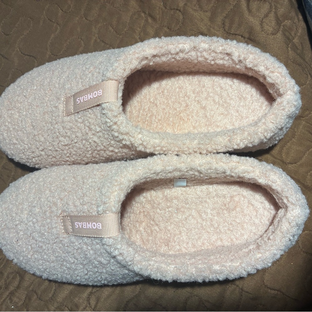 Bombas Women's Soft Beige Slippers